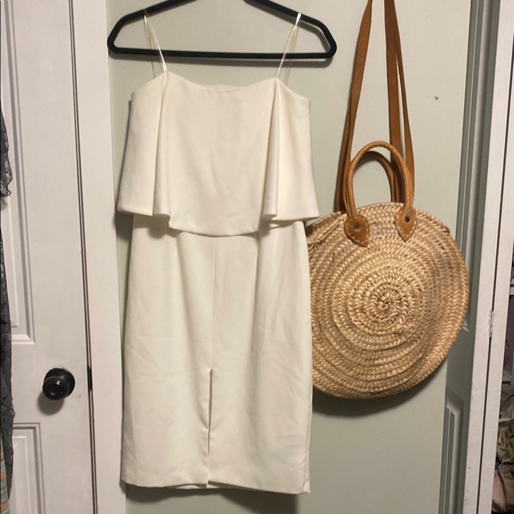 DO+BE | Strapless White/Ivory Dress - Clear straps Optional - Slit - Medium